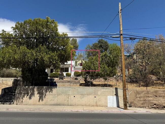 Photo - 1BR/1BA 740 sq.ft. SHORT TERM RENTAL in Old Bisbee, AZ