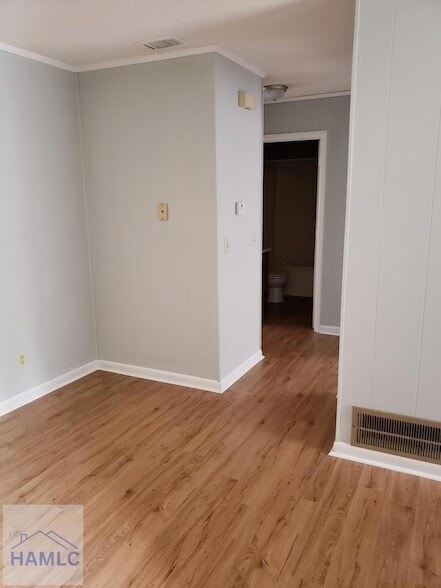 Photo - 991 Live Oak Dr