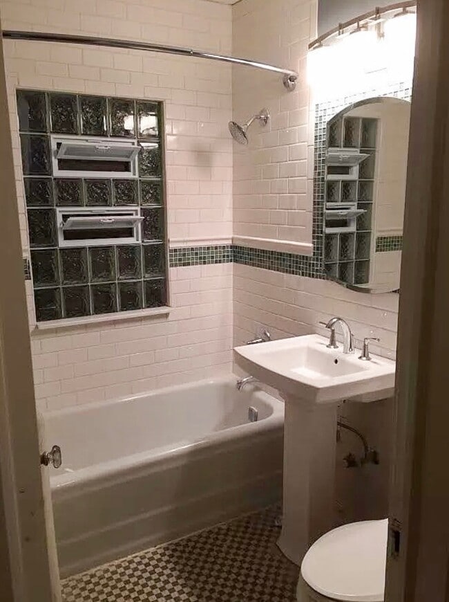 Photo - 4942 Bryant Ave S Unit 1
