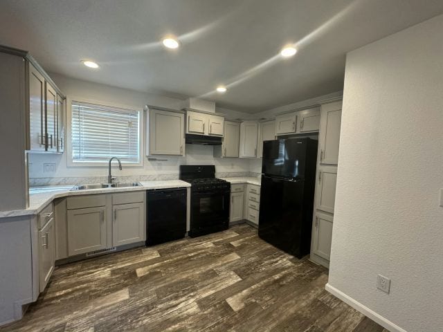Building Photo - 825 N Lamb Blvd Rental