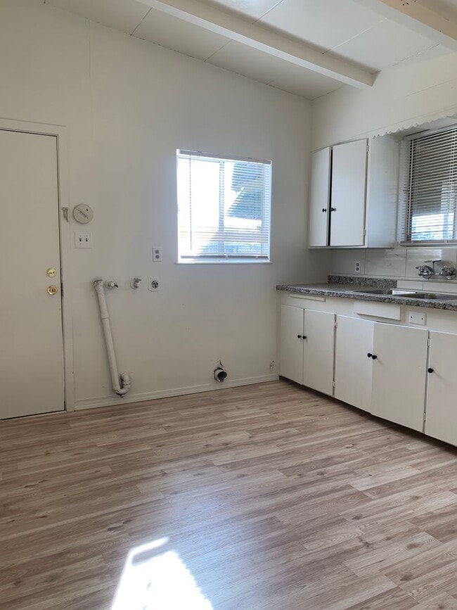 Photo - 2 Bedroom 1 Bath