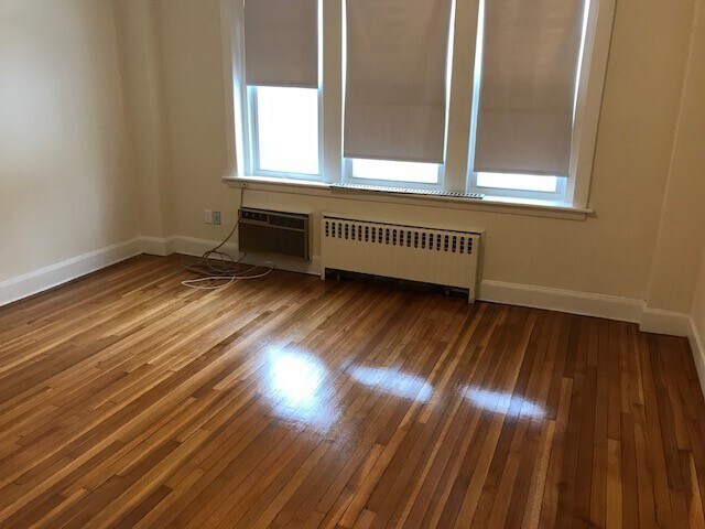 Photo - 33 Lancaster Terrace Unit 209