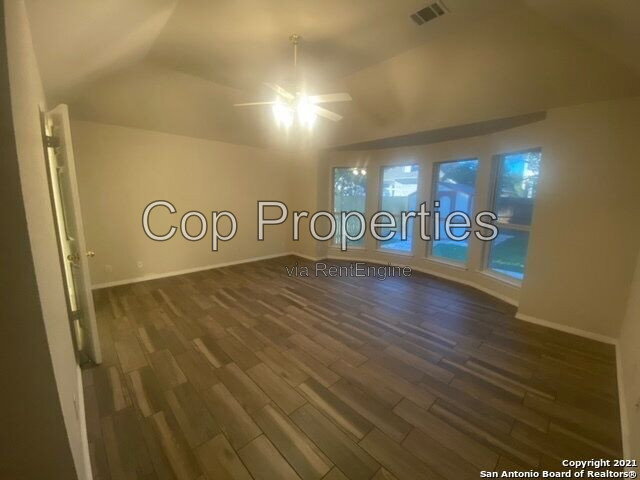 Photo - 5115 Sagail Pl