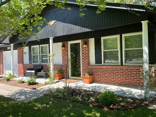 Building Photo - 620 Broad River Dr Rental