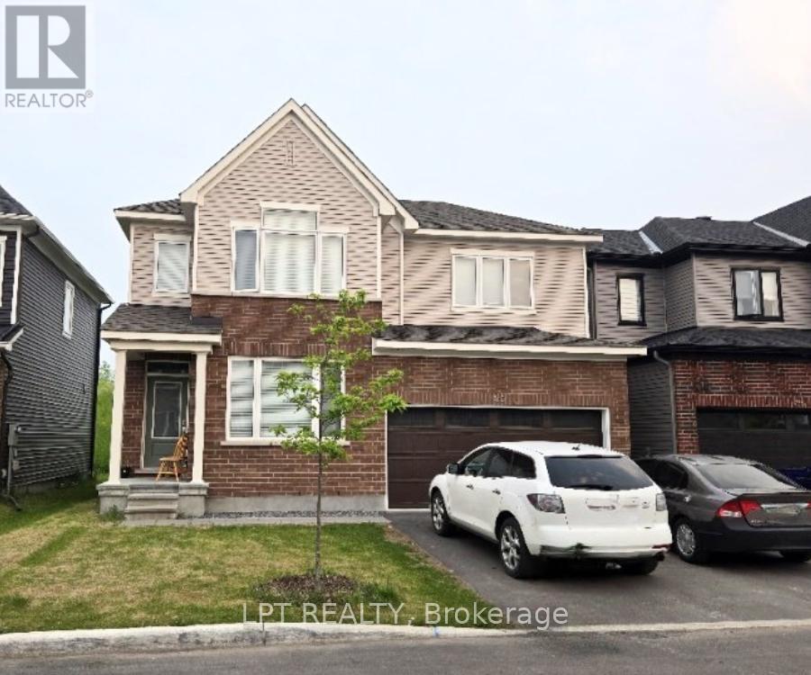Photo - 740 Eminence St