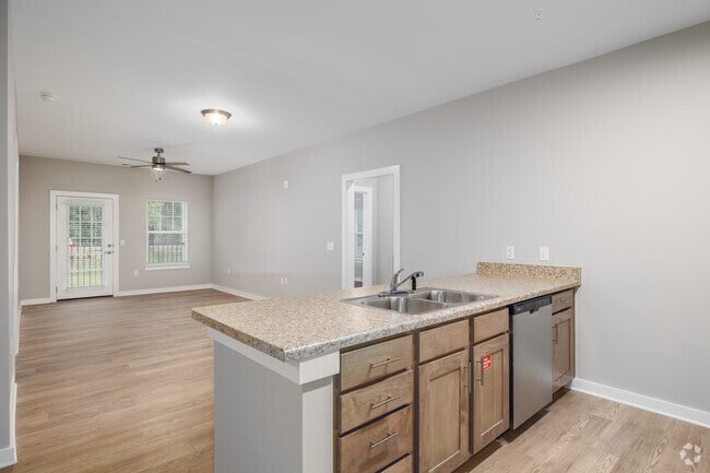 3BR, 2BA - 1,275SF - Kitchen/Living