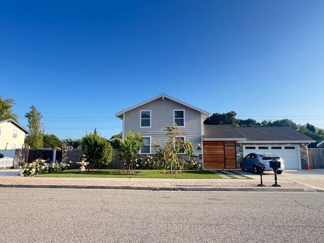 Photo - 738 Calle Fresno House
