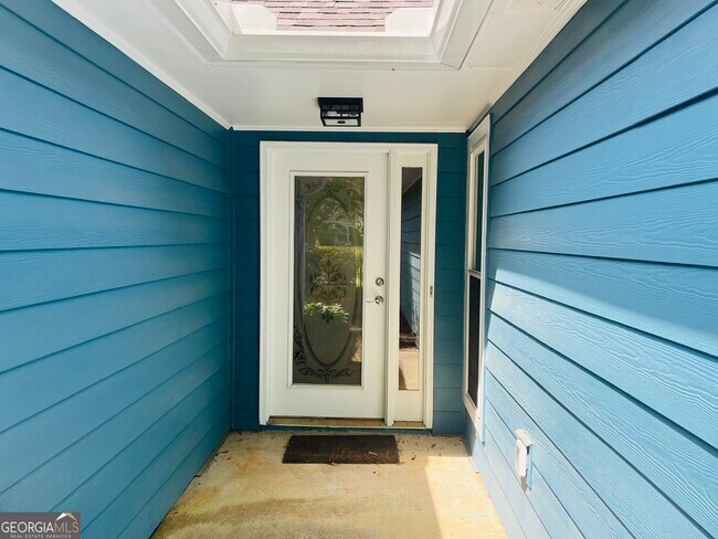 Photo - 165 River Park Dr