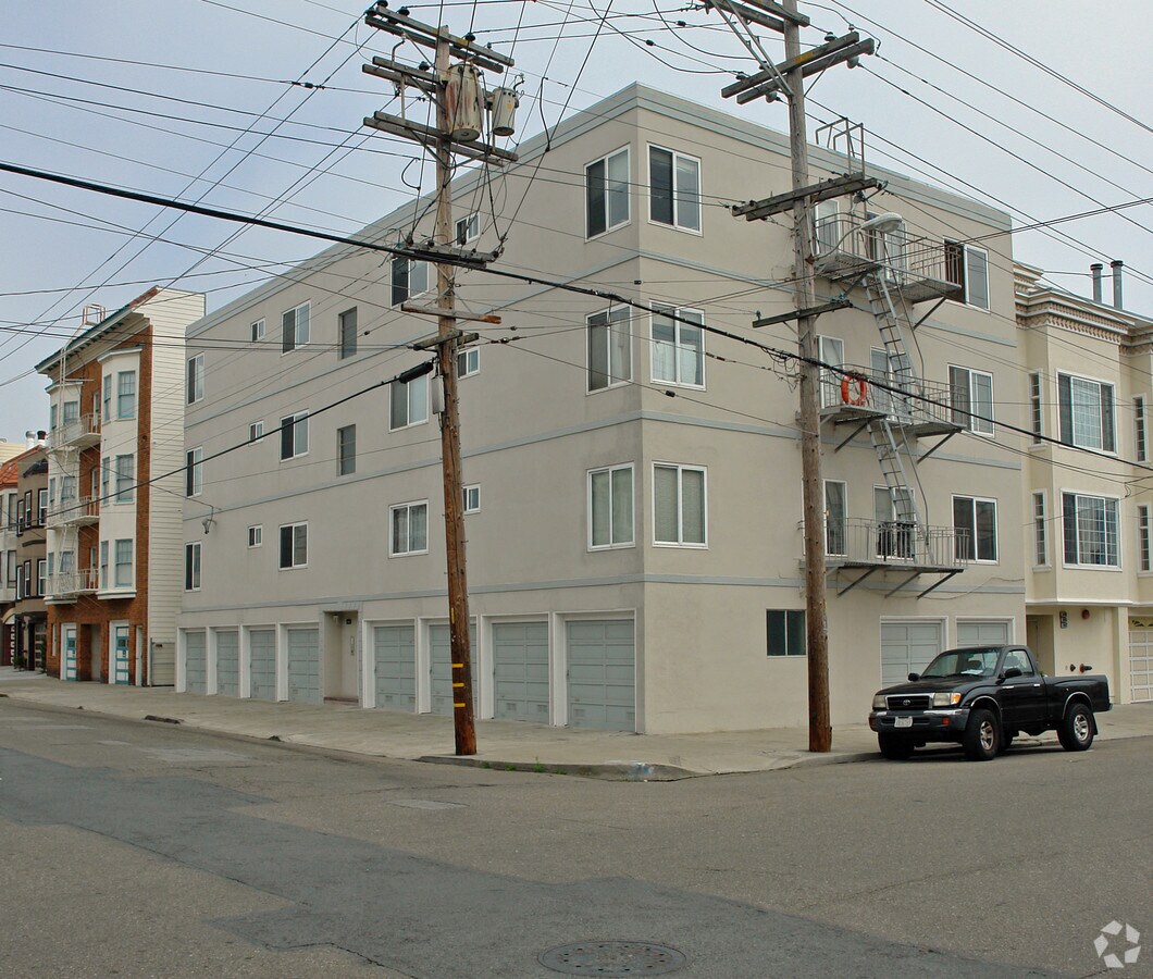 Photo - 590 26th Ave