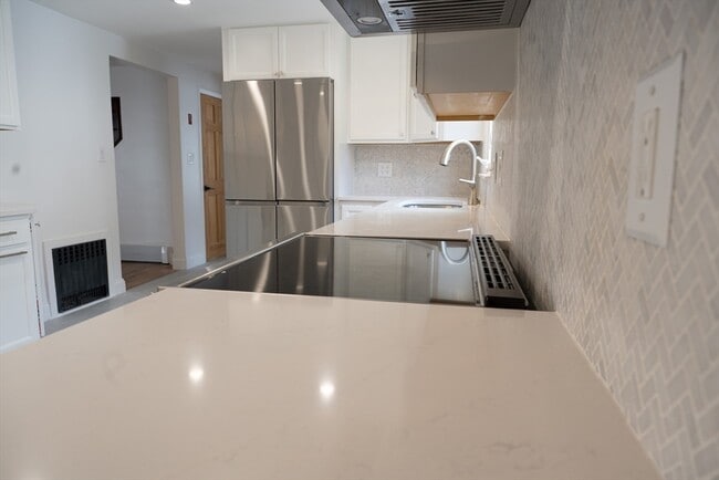 Photo - 86 Winchester St