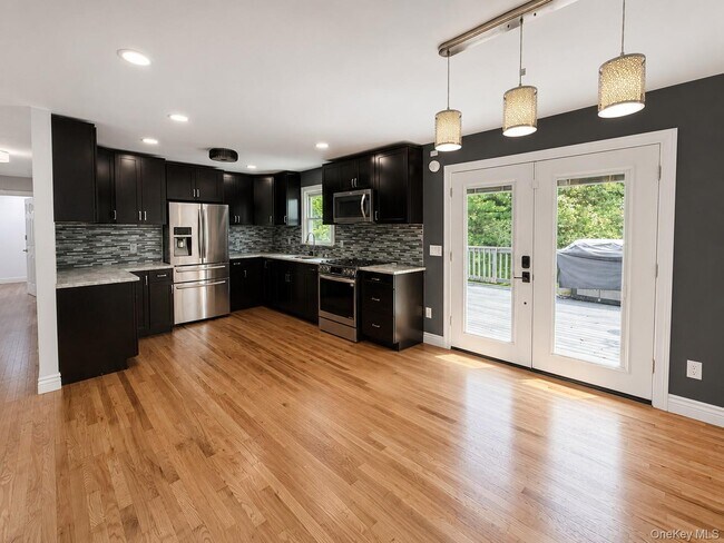 Photo - 12 Dundee Cir