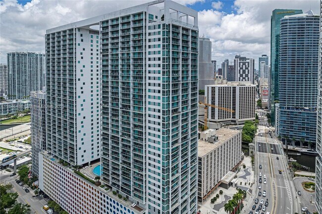 Photo - 500 Brickell Ave Unidad 2204