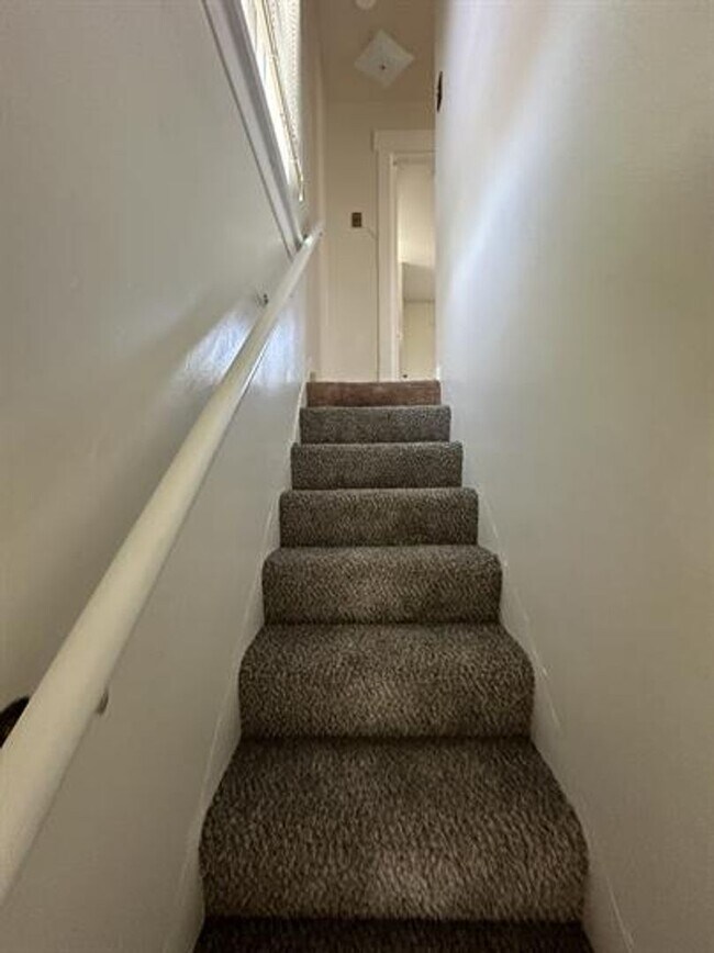 Photo - 806 N Coler Ave