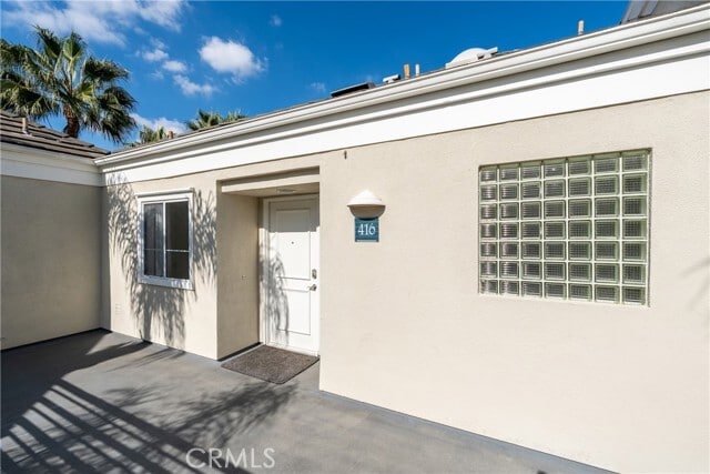 Building Photo - 2253 Martin Unit 416