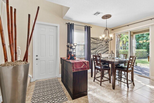 Photo - 5009 Dulce Ct