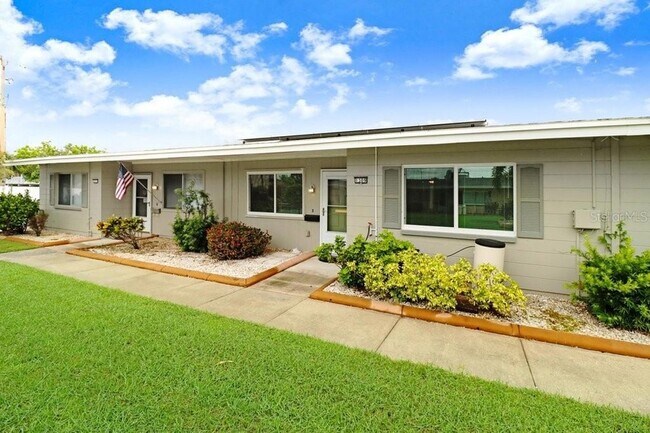 Photo - 1309 Warwick Ct Casa