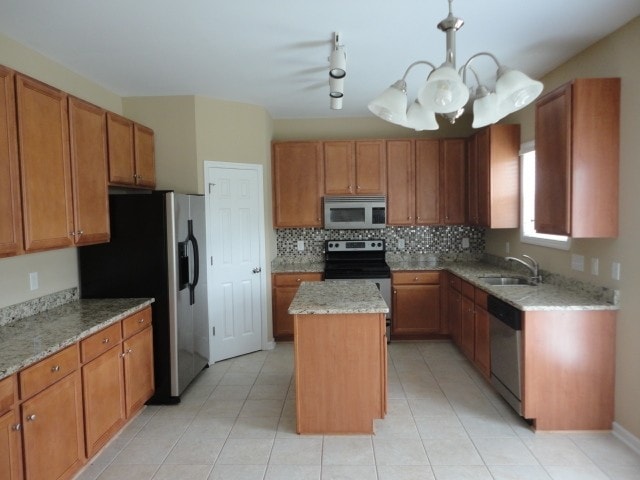 Photo - 210 Goldfinch Ct