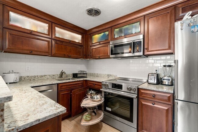 Photo - 31 Warren St Unit B1