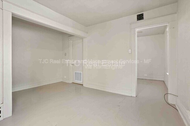 Photo - 470 S Lincoln St