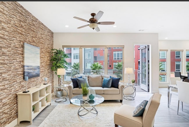 Photo - 370 Riesling Ave Unit 33