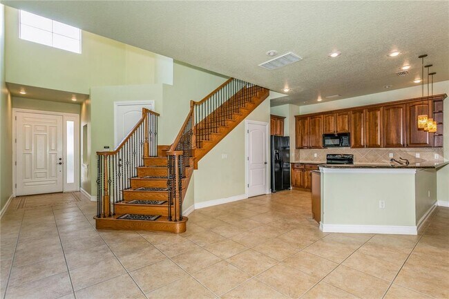 Photo - 10426 La Mirage Ct