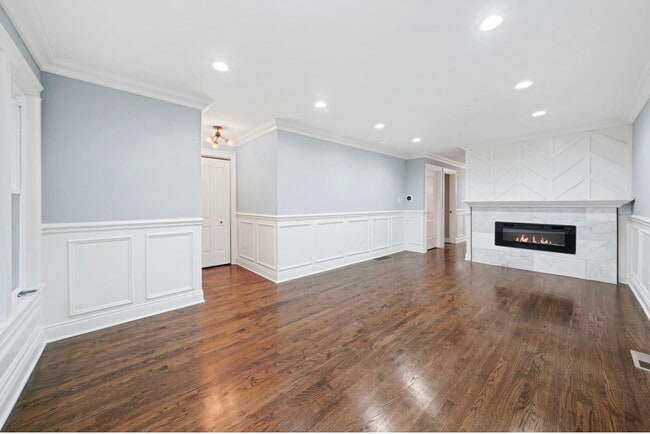 Photo - 9347 S Luella Ave