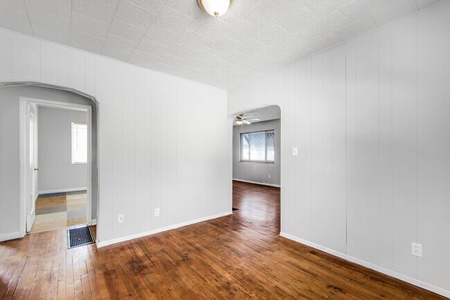 Photo - 364 S Chase Ave Unidad B