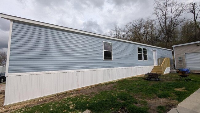 Photo - 15462 Lewis Rd