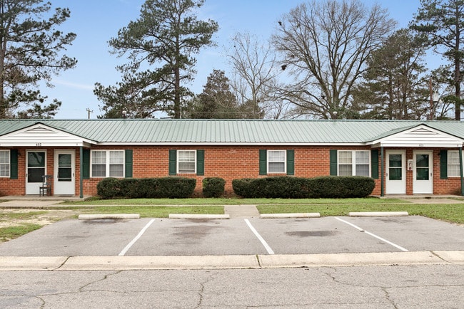 Laurel Apartments