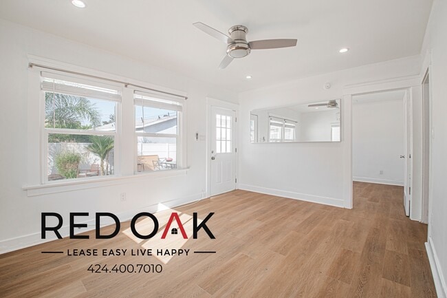 Building Photo - 2928 S Halldale Ave Unit 2926