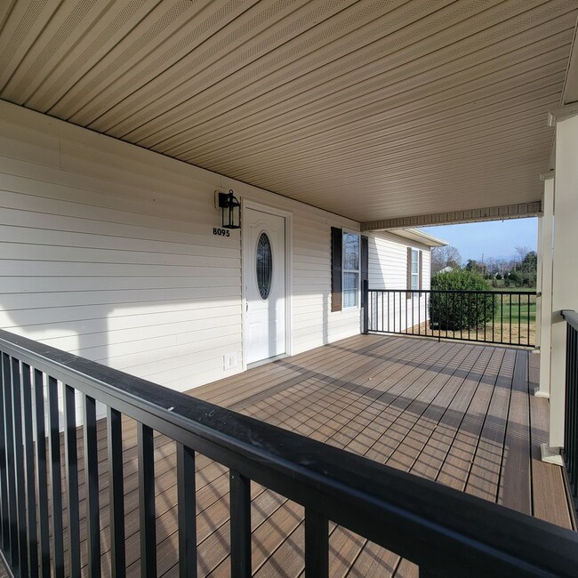 Photo - 3/2 Single Family- Full Unfinished Basement- Renovated House