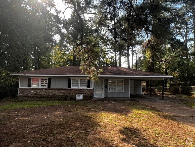 Building Photo - Summer Grove Neighborhood Rental