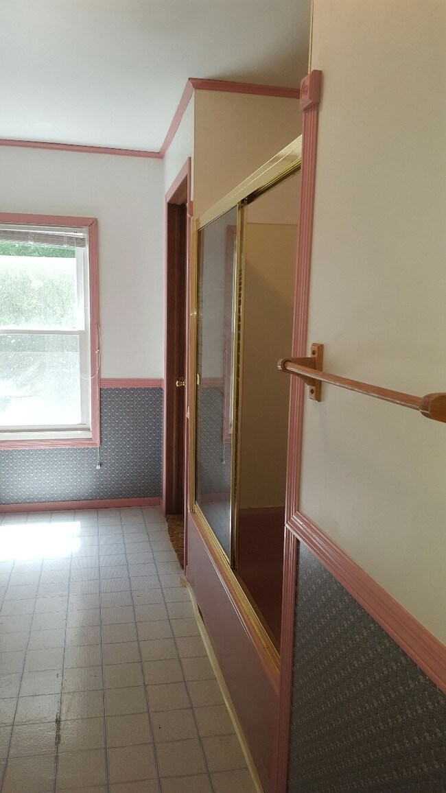 Photo - 1721 W 16th St