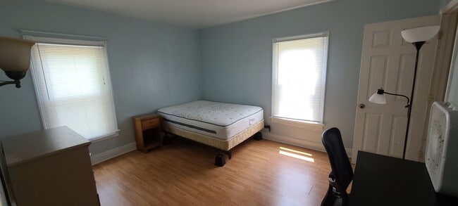 Photo - 19 Walnut St