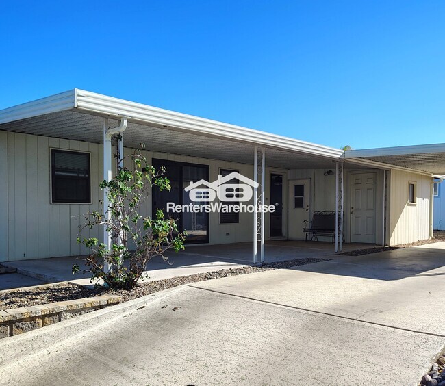 Building Photo - 5735 E McDowell Rd Rental