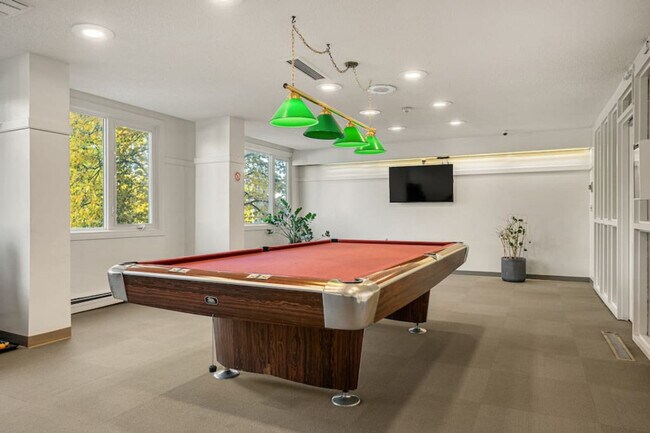 Photo - 9907-9104 104 Street NW Unit ID1314511P