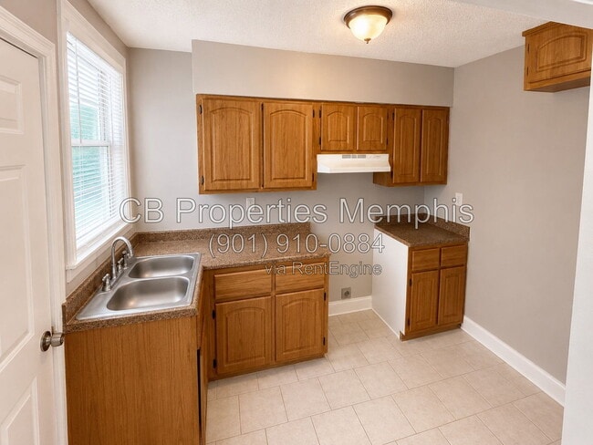 Photo - 1018 McEvers Cir