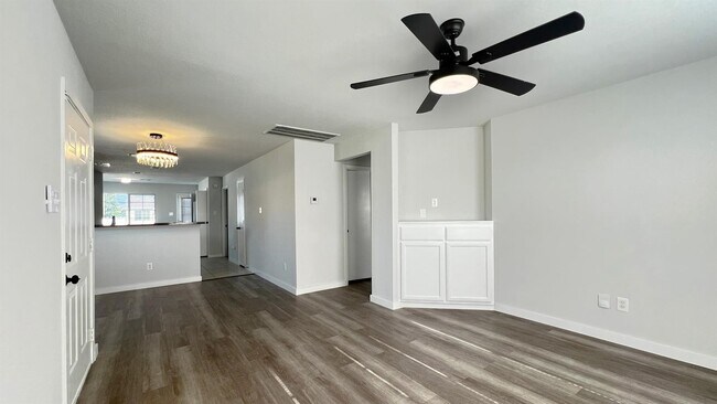 Photo - 20917 Patriot Park Ln