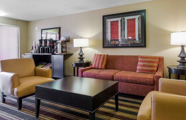Furnished Studio-El Paso - West