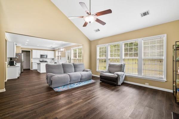Photo - 4425 Azurite St
