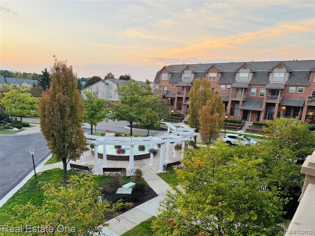 Photo - 2736 Barclay Way Unidad 4