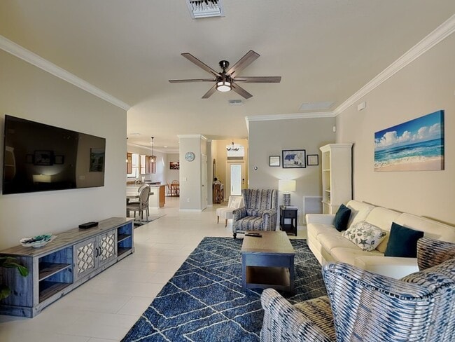 11280 Reflection Isles Blvd