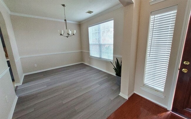 Photo - 2906 Humble Dr