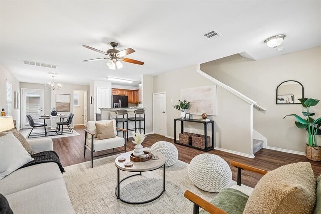 Photo - 1808 Enchanted Rock Dr