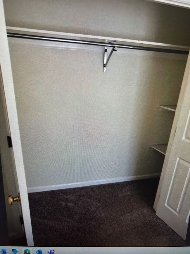 Building Photo - 134 E. Third Street Unit Apartment I