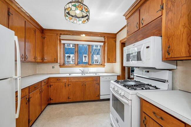 Photo - 26 Leonard St Townhome