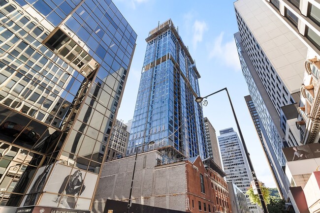 Building Photo - 2060 Rue Peel Unit 1606