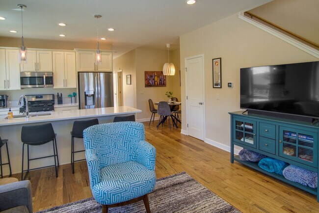 Photo - 240 Co Rd 105 Unit SI ID1579314P