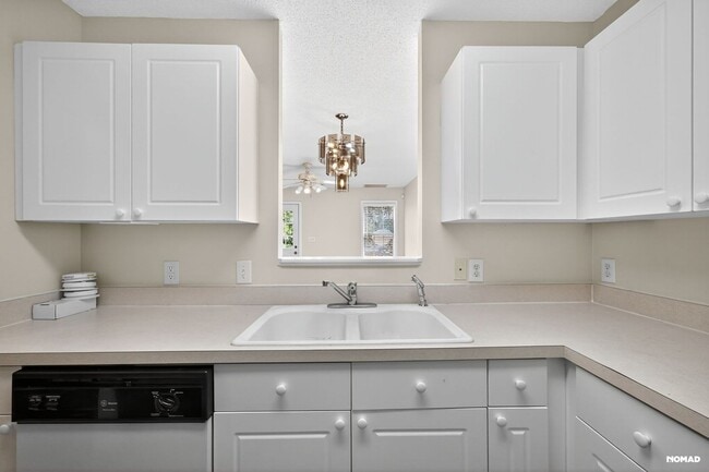 Photo - 2505 Bay Harbor Dr