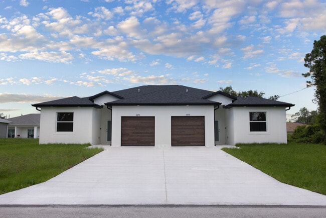 Building Photo - 4873 29th St SW